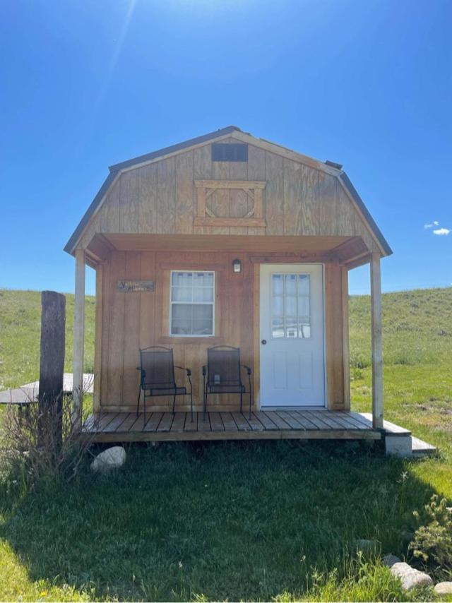 Montana Old West Cabins Konuk evi Babb Dış mekan fotoğraf