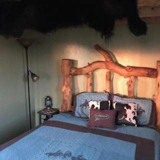 Montana Old West Cabins Konuk evi Babb Dış mekan fotoğraf